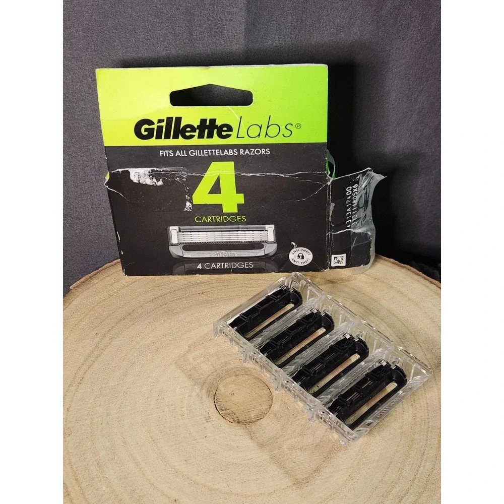 Gillette Labs Men's Razor Blade Refills with Exfoliating Bar, 4 Refills-SEE DESC